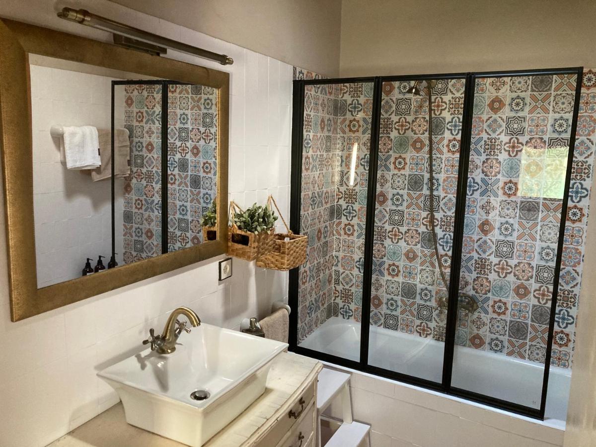 Habitacion Suite En Masia Can Robira Els Hostalets de Pierola Екстериор снимка